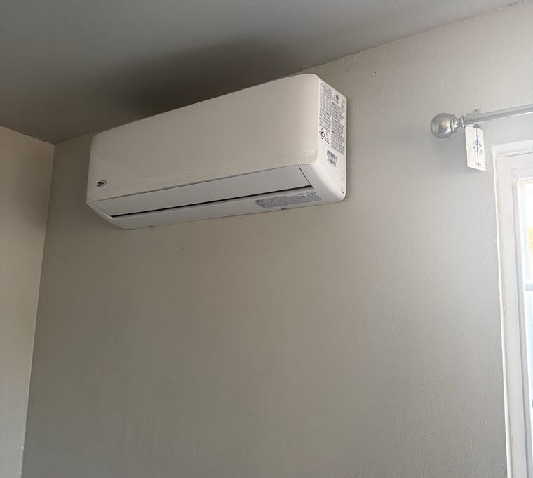 Ductless mini split indoor unit